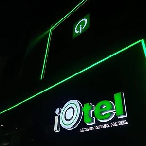 Iotel Luxury Kiosk Hotel